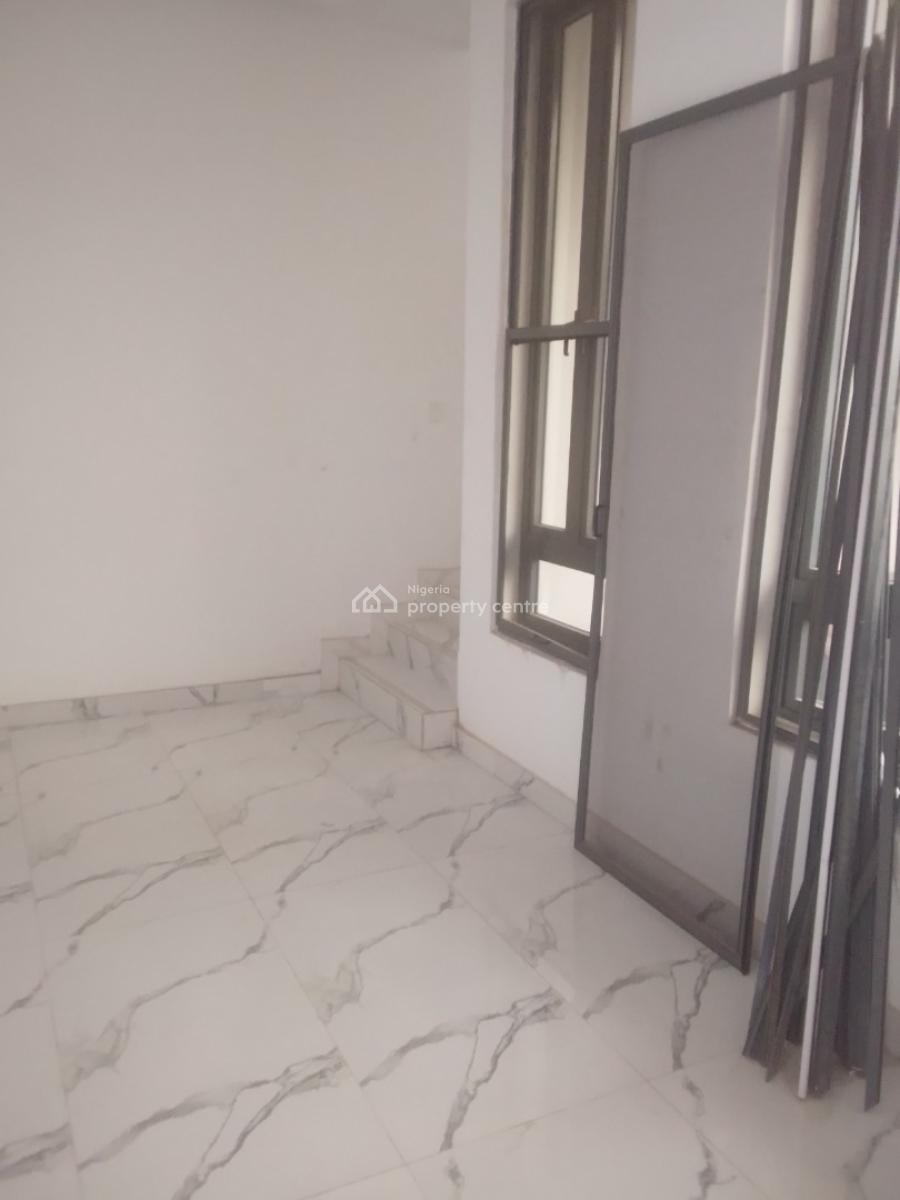 Luxury Four Bedroom Terrace, Periwinkle Lifestyle Estate, Lekki Phase 1, Lekki, Lagos, Terraced Duplex for Sale