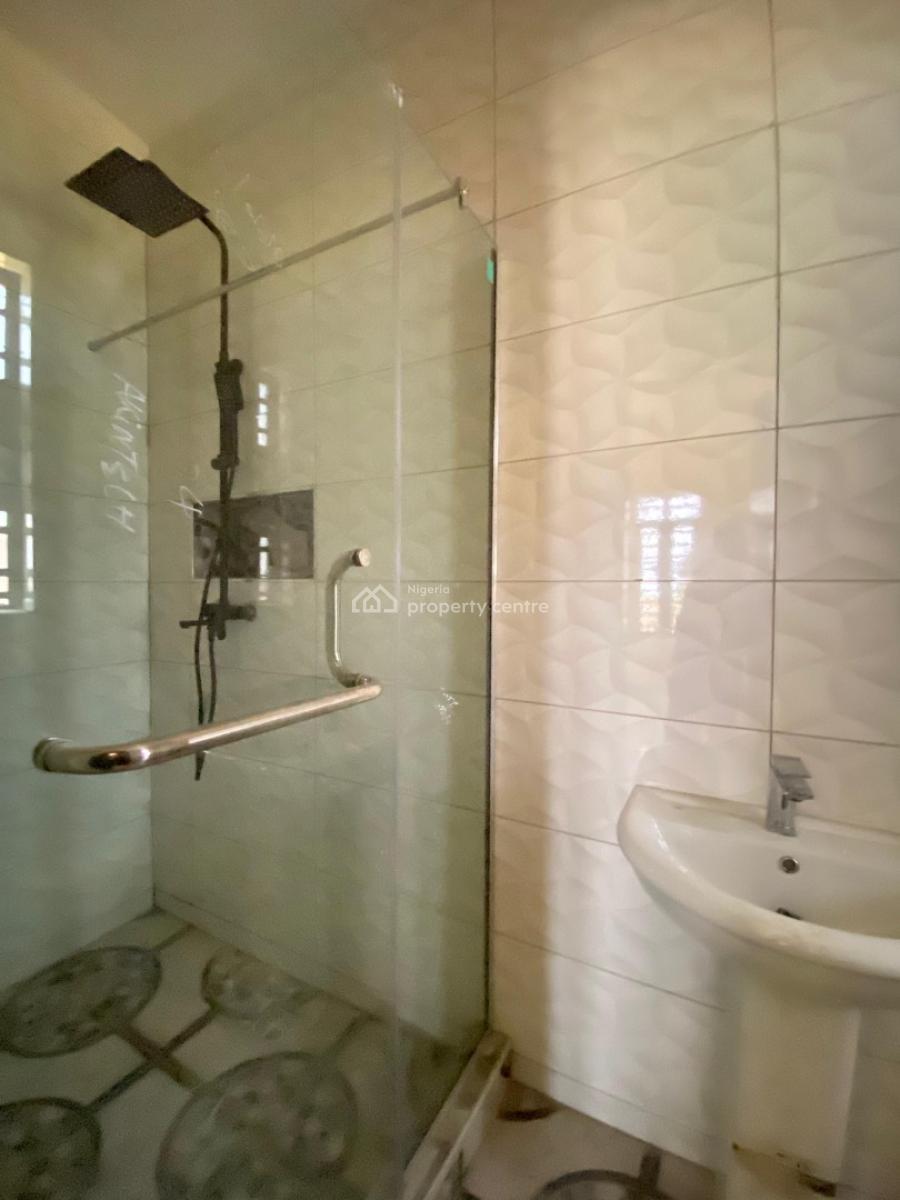 Showcasing 1 Bedroom Apartment, Abraham Adesanya, Ajah, Lagos, Flat / Apartment for Sale