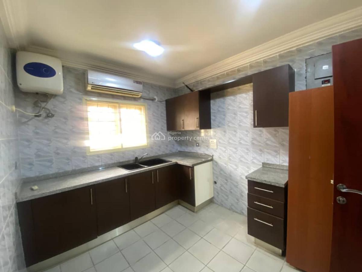 Services 2 Bedroom Apartment, Akenzua Street, Asokoro District, Abuja, House for Rent