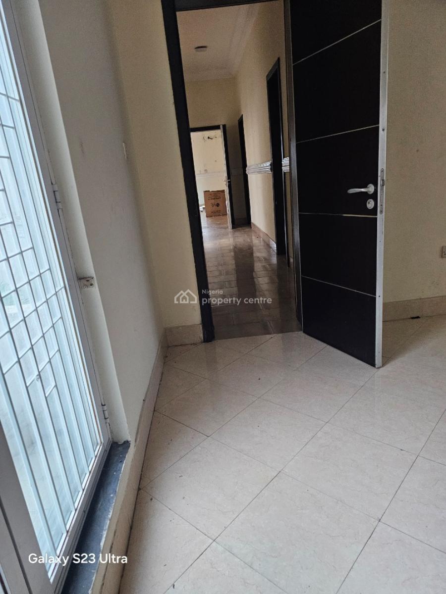 6 Units of 3 Bedrooms Flats and 2 Units of 1 Bedroom Flats, Lawani Oduleye Street, Oniru, Victoria Island (vi), Lagos, House for Rent