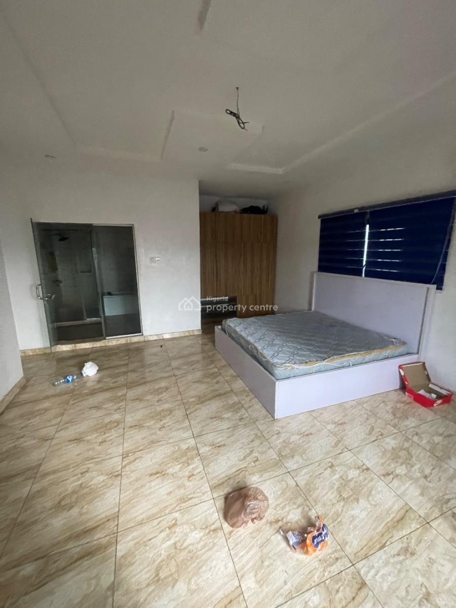 Spacious One Bedroom Penthouse on The 3rd Floor Video Available, Salem Back of Elevation Church, Ikate, Lekki, Lagos, Flat / Apartment for Rent