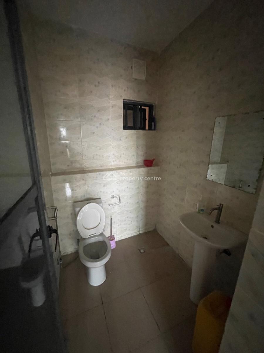 Spacious One Bedroom Penthouse on The 3rd Floor Video Available, Salem Back of Elevation Church, Ikate, Lekki, Lagos, Flat / Apartment for Rent