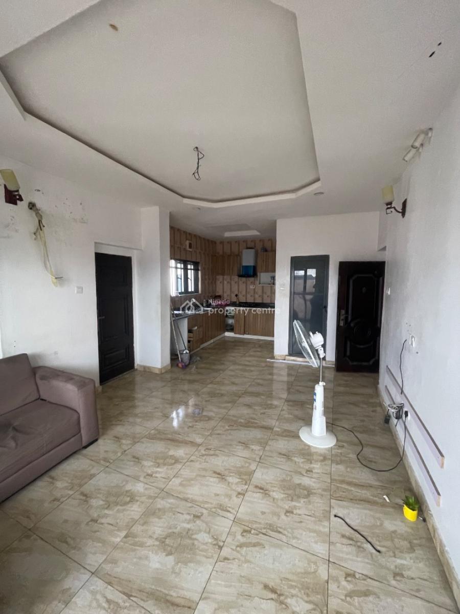 Spacious One Bedroom Penthouse on The 3rd Floor Video Available, Salem Back of Elevation Church, Ikate, Lekki, Lagos, Flat / Apartment for Rent