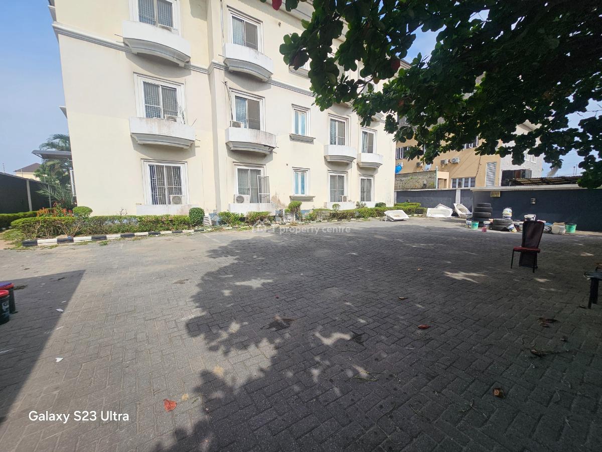 6 Units of 3bedrooms Flats and 2 Units of 1 Bedrooms Flats, Lawani Oduleye Street, Oniru, Victoria Island (vi), Lagos, Flat / Apartment for Rent