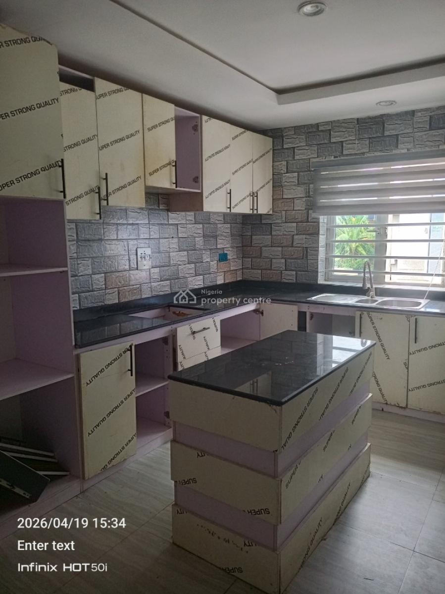 Two Bedroom Apartment Upstairs, Unity Estate, Badore, Ajah, Lagos, Flat / Apartment for Rent