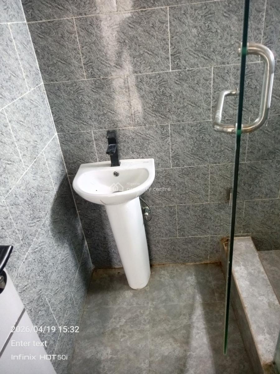 Two Bedroom Apartment Upstairs, Unity Estate, Badore, Ajah, Lagos, Flat / Apartment for Rent