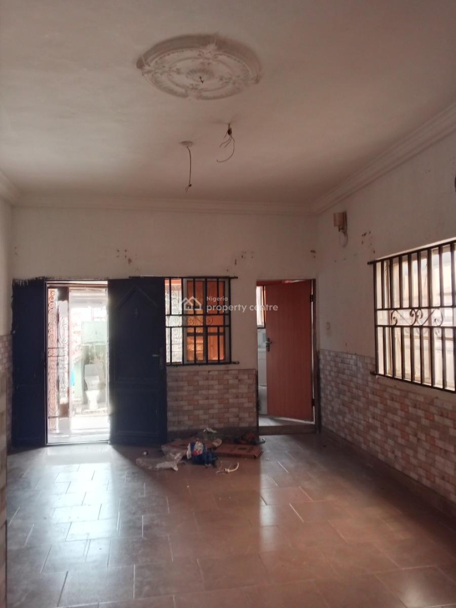 Massive Standard 2bedroom Downstairs Apartment. Renovation to Be Done., Mopol Road Gbetu Awoyaya New Road, Awoyaya, Ibeju Lekki, Lagos, House for Rent