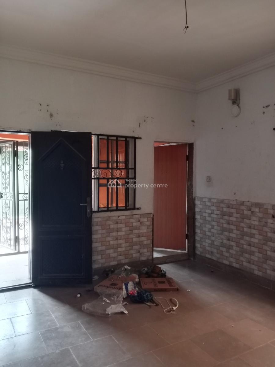 Massive Standard 2bedroom Downstairs Apartment. Renovation to Be Done., Mopol Road Gbetu Awoyaya New Road, Awoyaya, Ibeju Lekki, Lagos, House for Rent