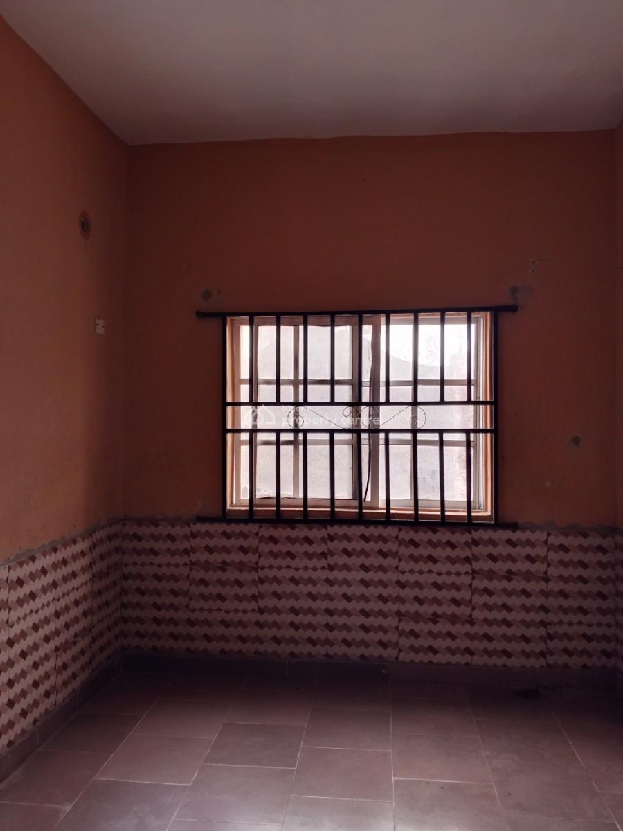 Massive Standard 2bedroom Downstairs Apartment. Renovation to Be Done., Mopol Road Gbetu Awoyaya New Road, Awoyaya, Ibeju Lekki, Lagos, House for Rent