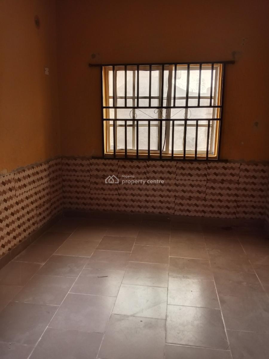 Massive Standard 2bedroom Downstairs Apartment. Renovation to Be Done., Mopol Road Gbetu Awoyaya New Road, Awoyaya, Ibeju Lekki, Lagos, House for Rent