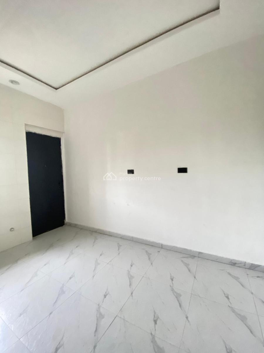 Experience a 2 Bedroom Apartment, Abraham Adesanya, Ajah, Lagos, Flat / Apartment for Sale