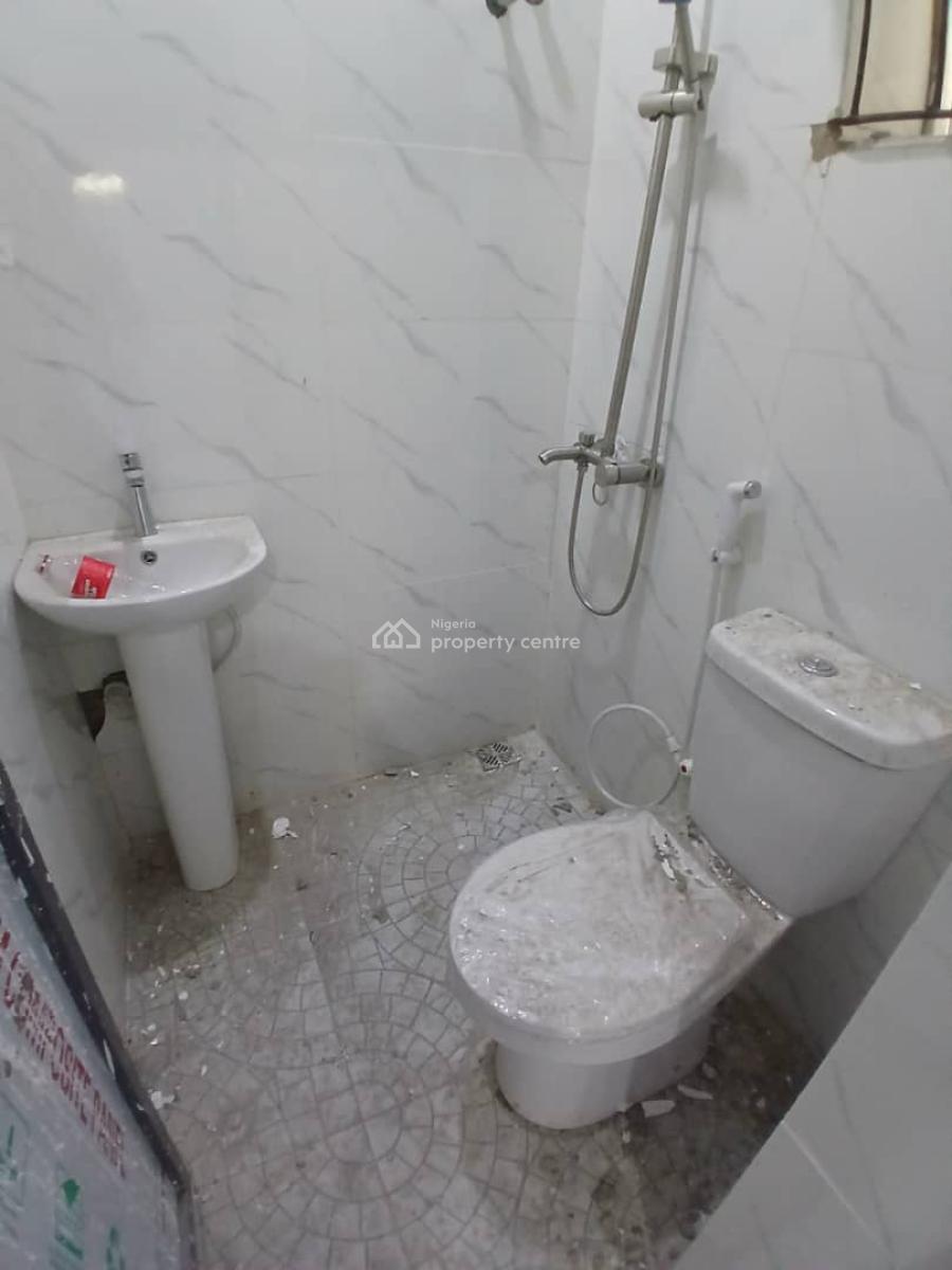 Clean and Spacious Miniflat with 2toilets  & 2bedroom Upstairs, Addo Road, Ajah, Ajah, Lagos, Mini Flat (room and Parlour) for Rent