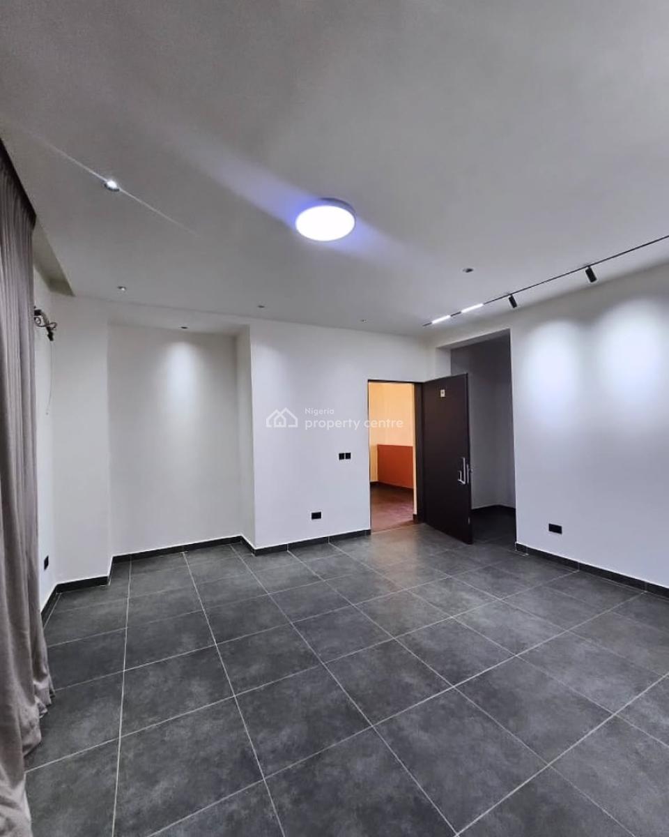 Tastefully 3bedroom Flat, Off Admiralty Way, Lekki, Lagos, Flat / Apartment for Rent