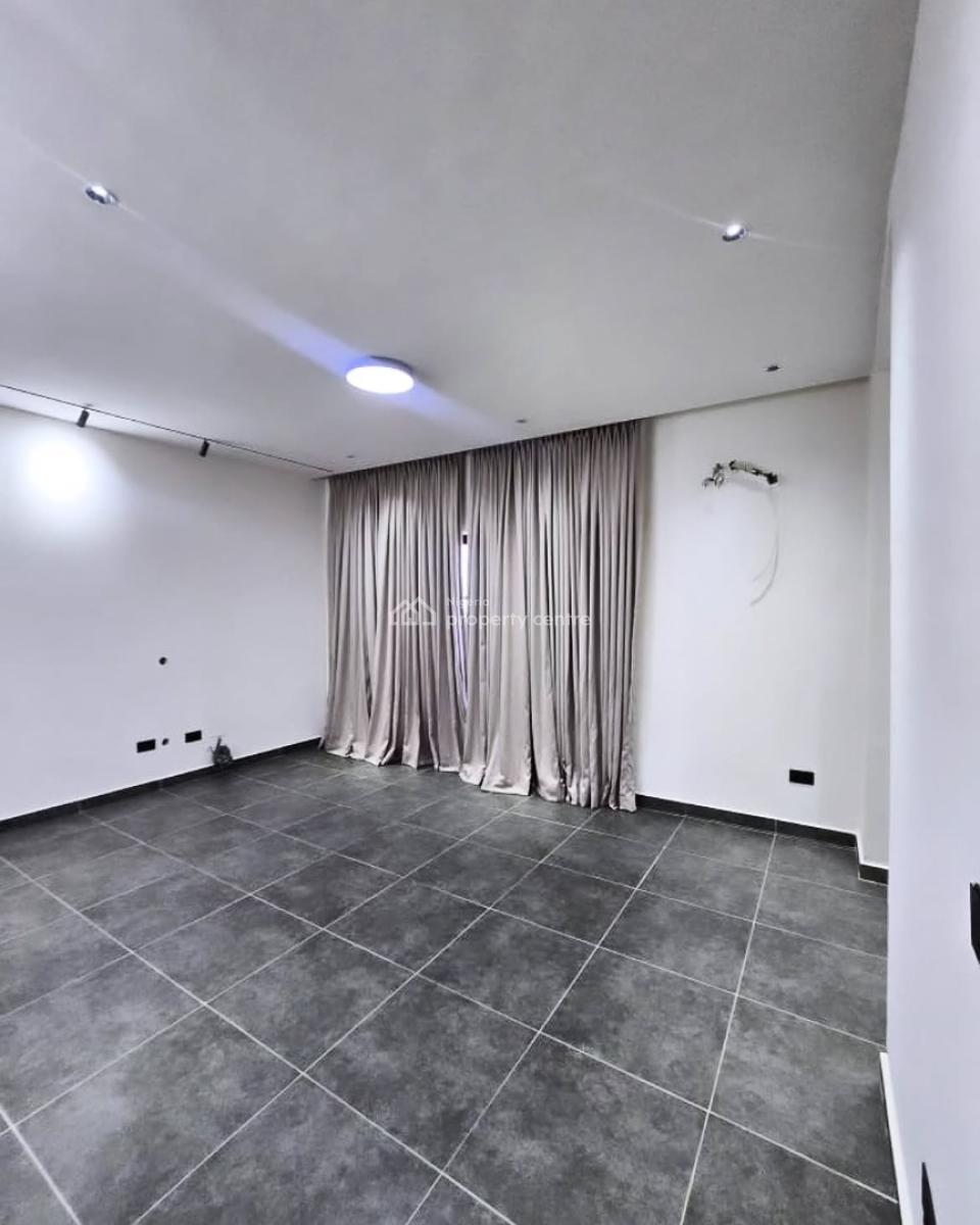 Tastefully 3bedroom Flat, Off Admiralty Way, Lekki, Lagos, Flat / Apartment for Rent