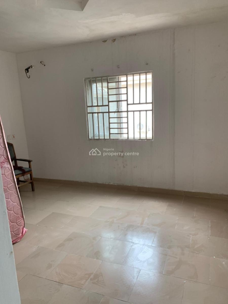 a Room in a Shared Apartment, Awoyaya, Ibeju Lekki, Lagos, Flat / Apartment for Rent
