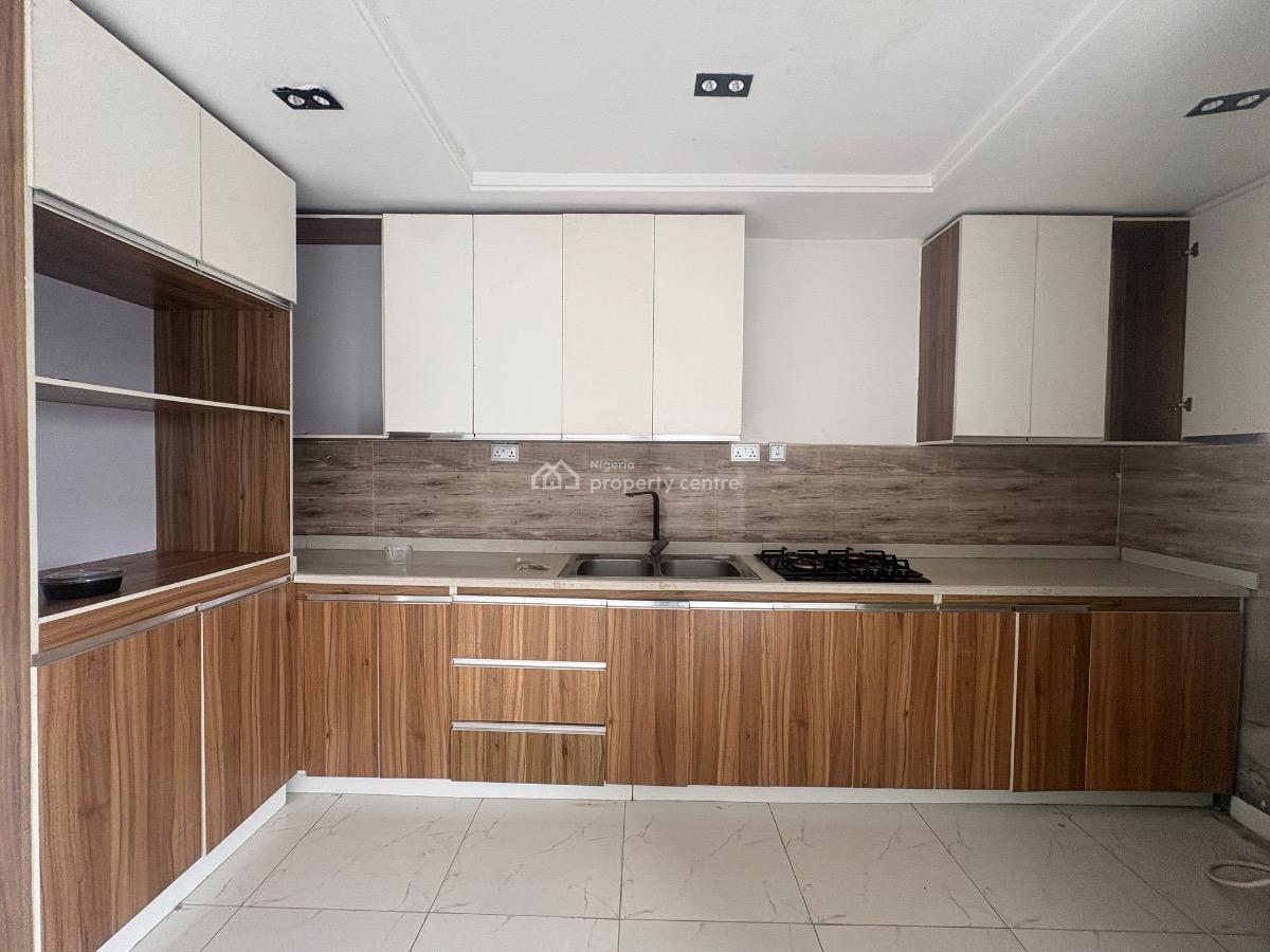 2 Bedroom Apartment with 24hrs Power, Ikate, Lekki Phase 1, Lekki, Lagos, Flat / Apartment for Rent