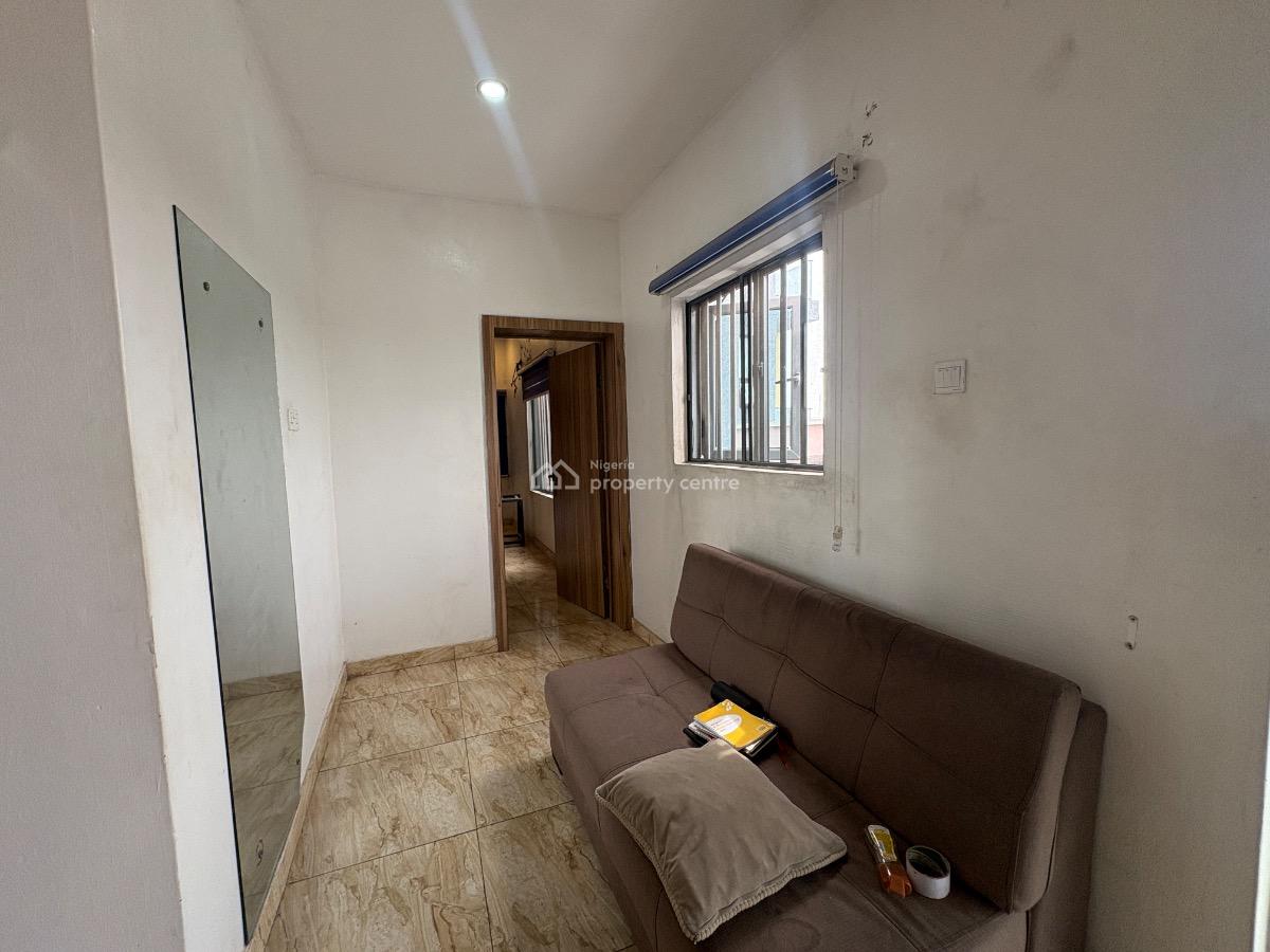 One Bedroom Penthouse Apartment with Private Balcony, Ikate, Lekki Phase 1, Lekki, Lagos, Flat / Apartment for Rent