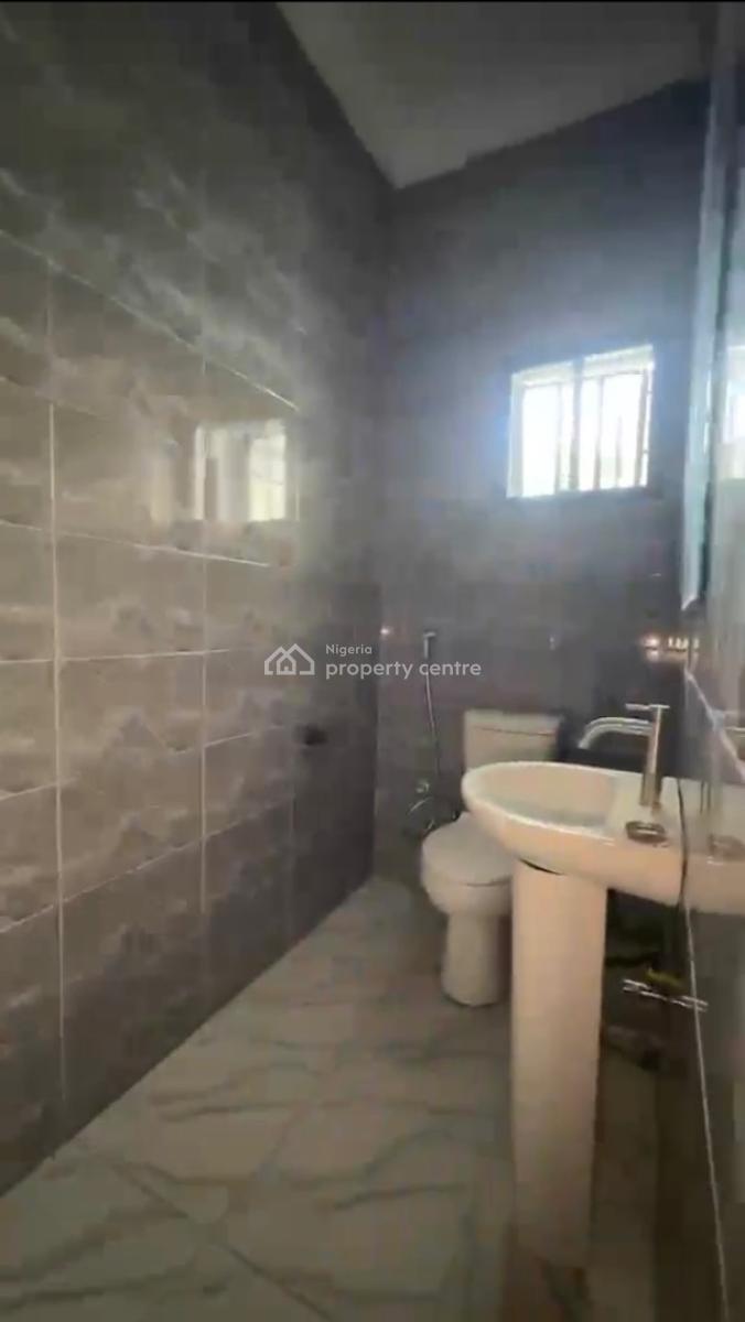 Newly Built Spacious 3 Bedroom, Gwarinpa, Gwarinpa, Abuja, Flat / Apartment for Rent