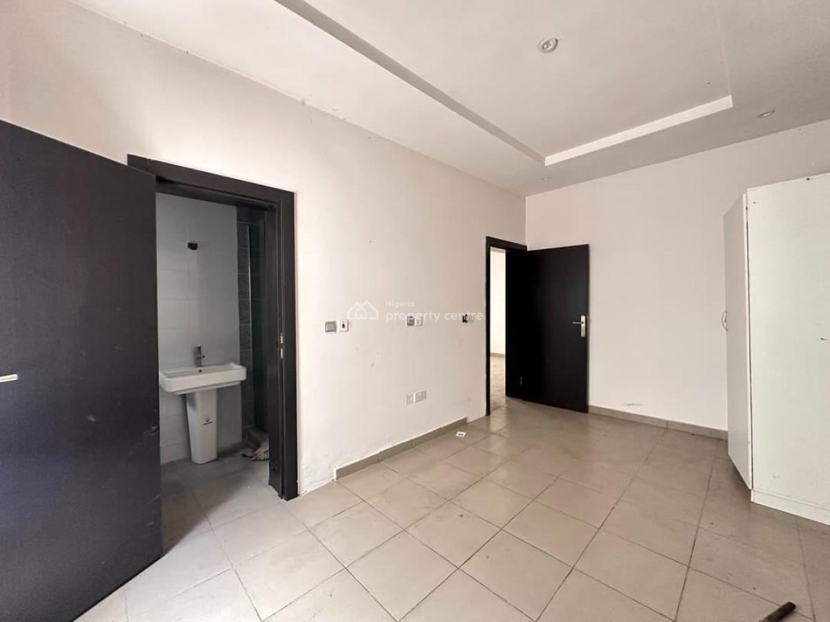 4 Bedroom Duplex, Mobile Road, Ilaje, Ajah, Lagos, Terraced Duplex for Rent