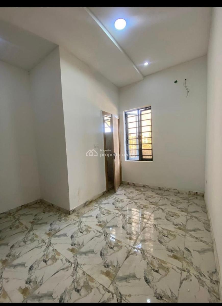 Spacious Wellbuilt 4bedroom Terrace with Bq ,2mins Drive to Expressway, Ajah, Lagos, Terraced Duplex for Sale