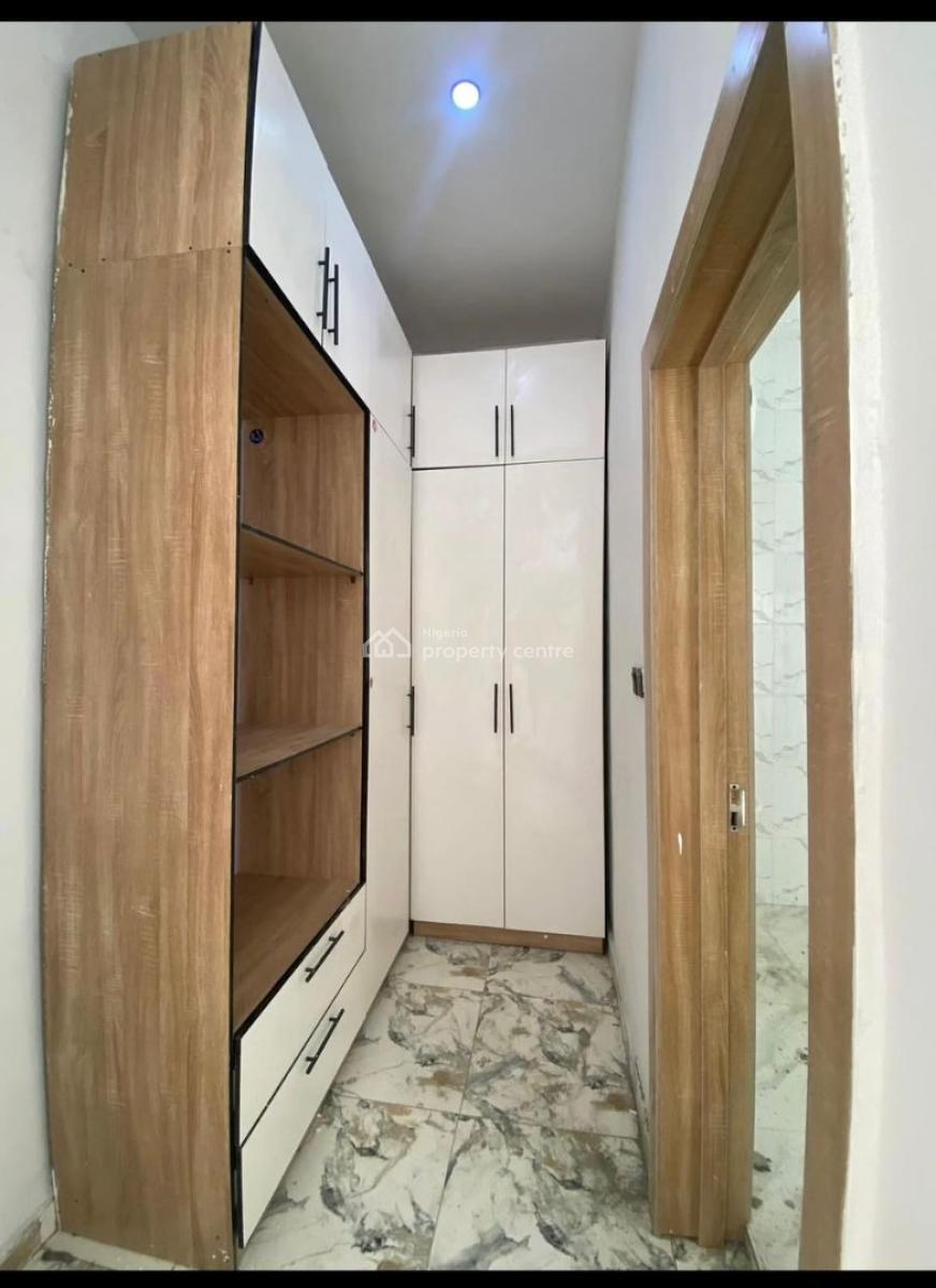 Spacious Wellbuilt 4bedroom Terrace with Bq ,2mins Drive to Expressway, Ajah, Lagos, Terraced Duplex for Sale