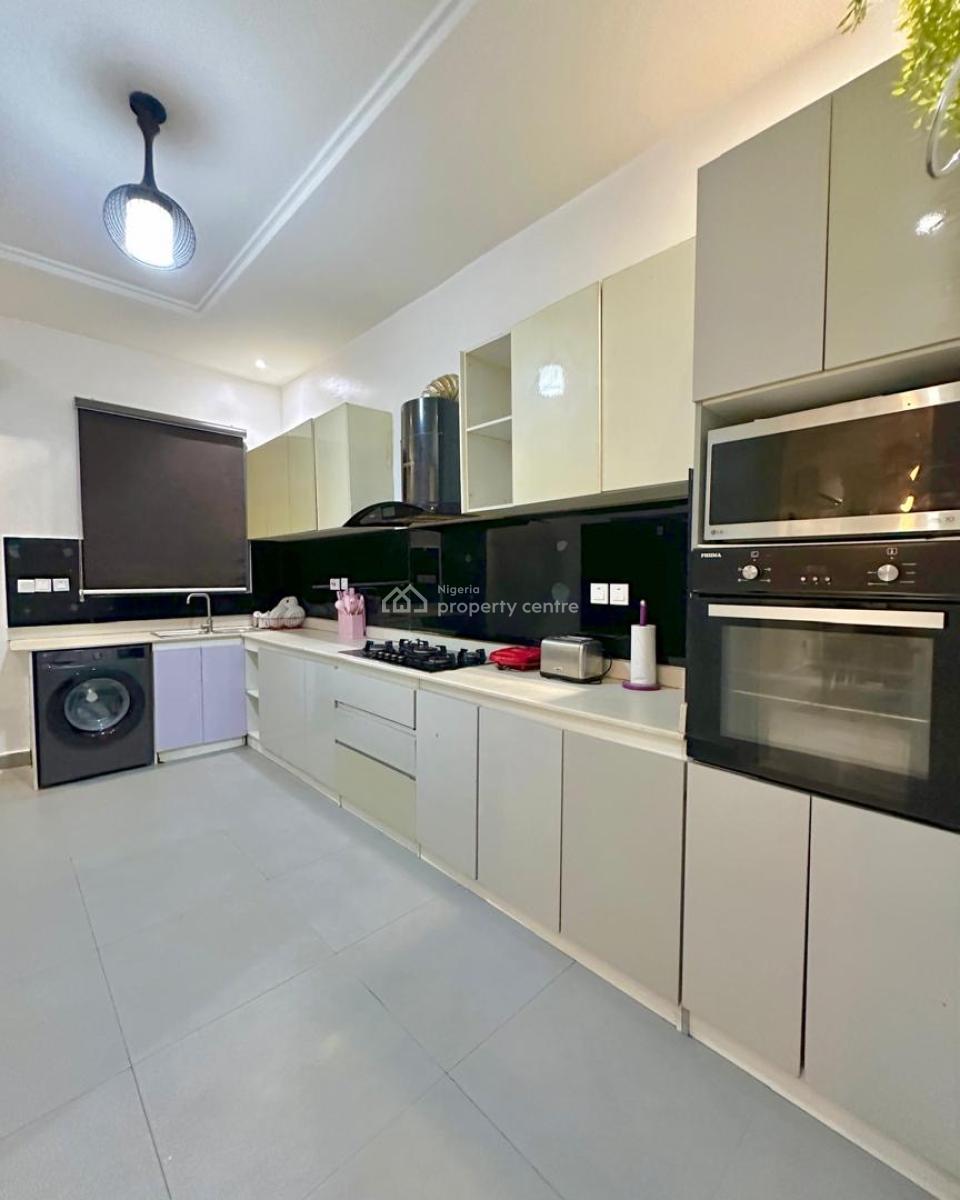 4 Bedroom Fully Serviced Terrace Apartment with Swimming Pool and Gym, Ologolo, Lekki, Lagos, Terraced Duplex for Sale