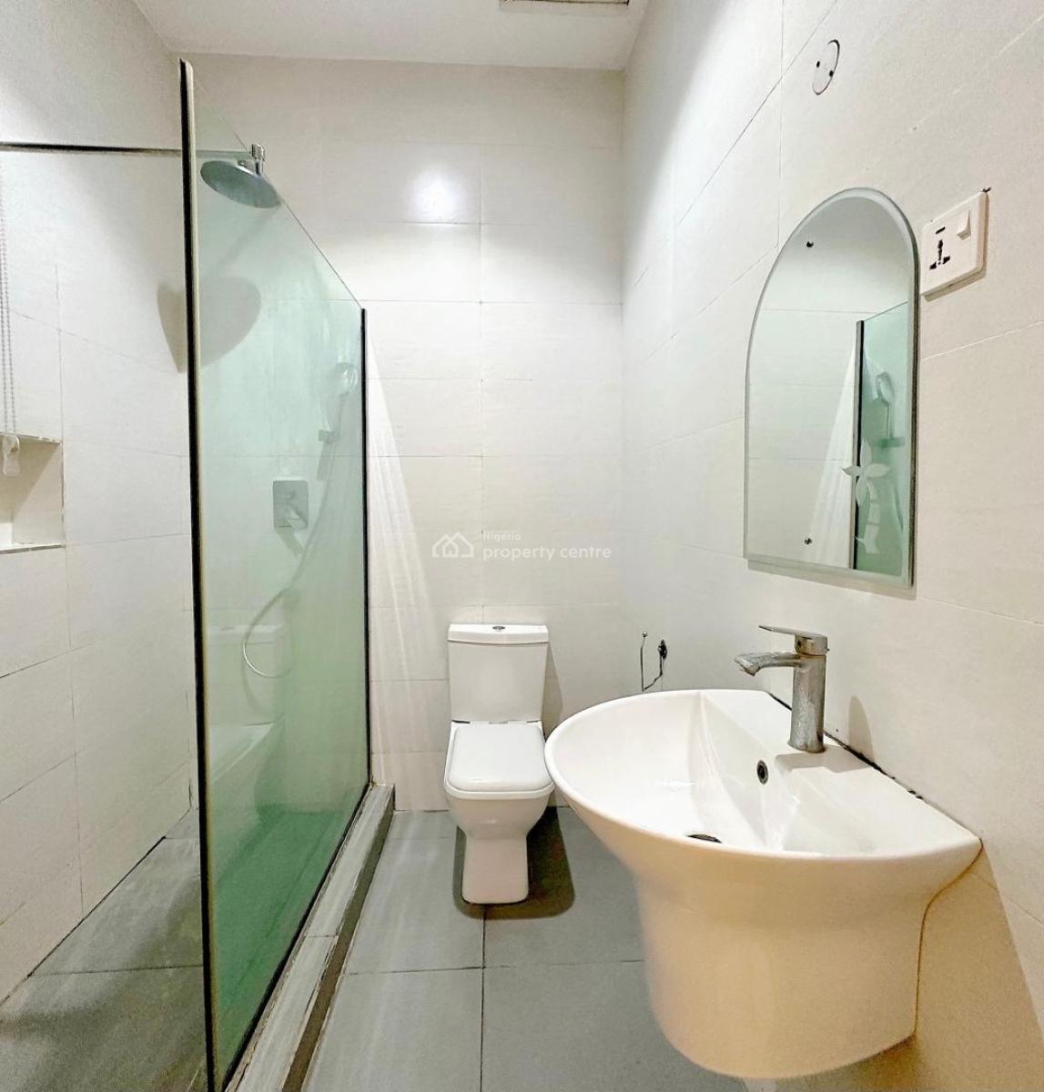 4 Bedroom Fully Serviced Terrace Apartment with Swimming Pool and Gym, Ologolo, Lekki, Lagos, Terraced Duplex for Sale