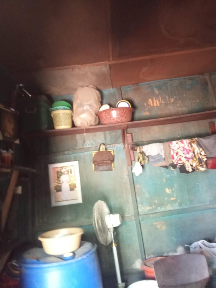 One Bedroom, Yaba, Lagos, Detached Bungalow for Rent