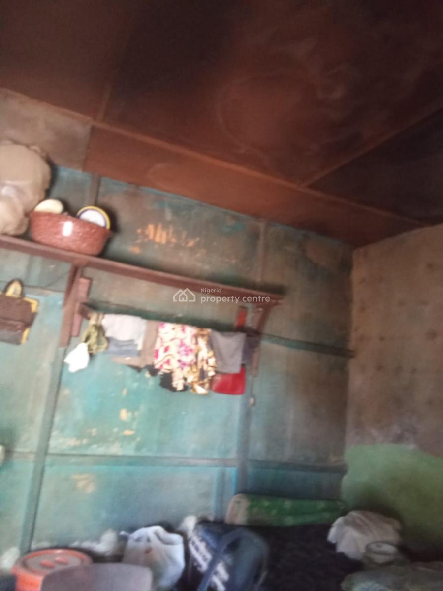 One Bedroom, Yaba, Lagos, Detached Bungalow for Rent