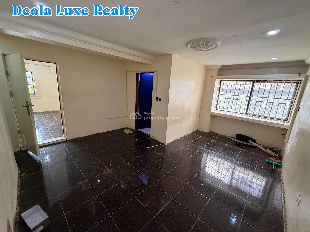 a Nice and Massive 1 Bedroom Serviced Apartment, Off Admiralty, Lekki Phase 1, Lekki, Lagos, Mini Flat (room and Parlour) for Rent