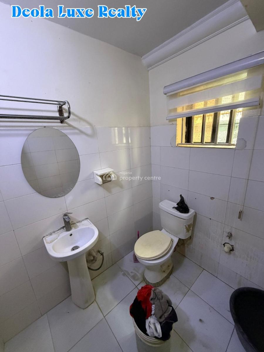 a Nice and Massive 1 Bedroom Serviced Apartment, Off Admiralty, Lekki Phase 1, Lekki, Lagos, Mini Flat (room and Parlour) for Rent