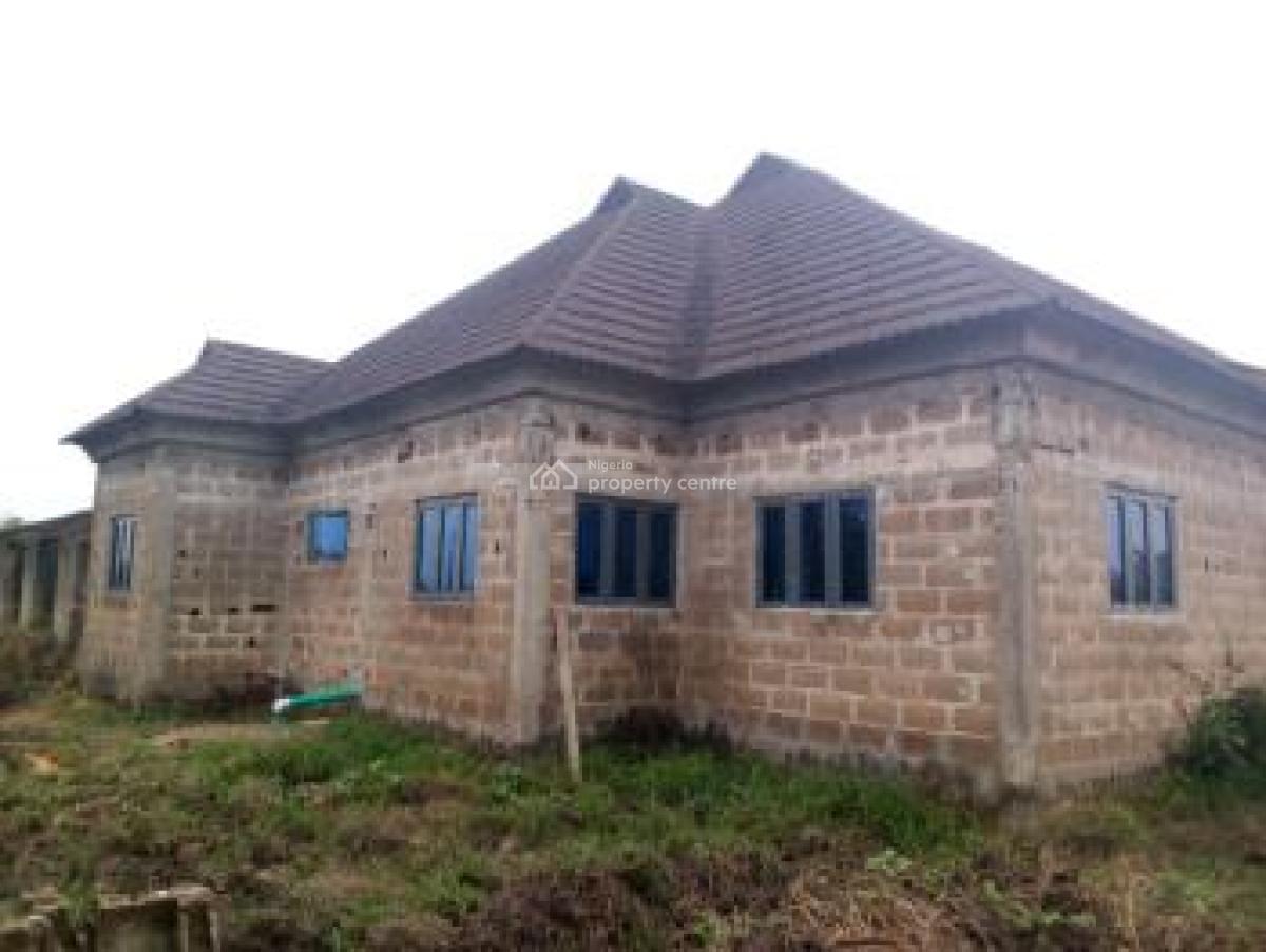 4 Bedroom Bungalow, Ofada Road, Mowe Ofada, Ogun, Detached Bungalow for Sale