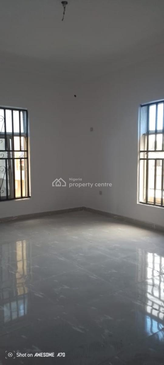 Lovely Specious 3bed Room Flat, Alagomeji, Yaba, Lagos, Flat / Apartment for Rent