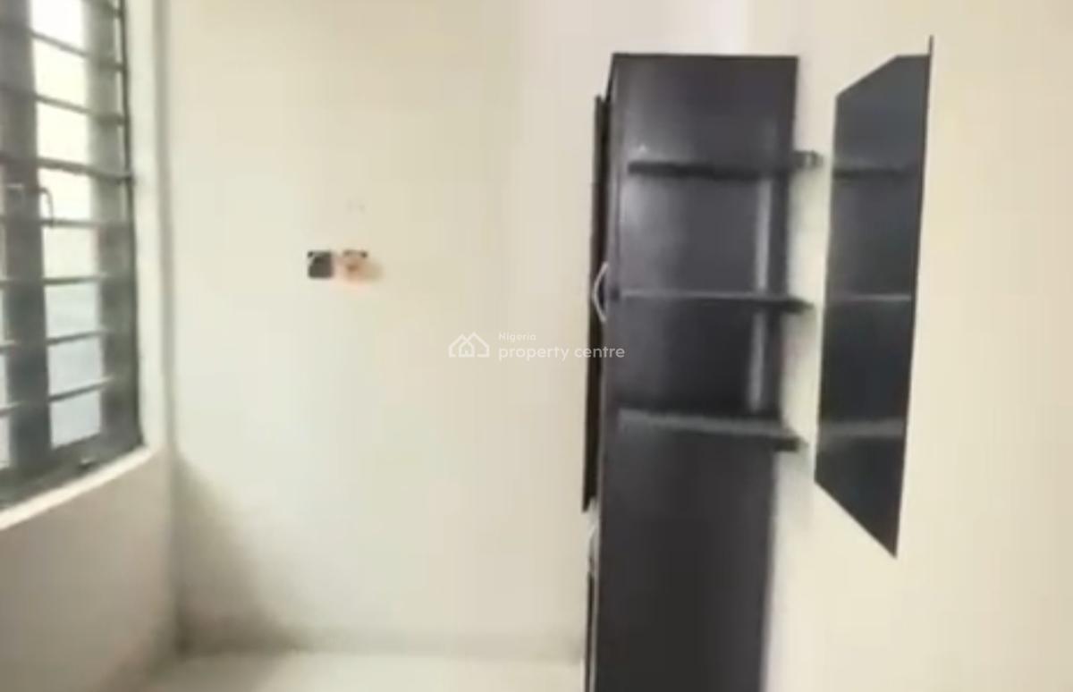 4bedroom Semi Detached Duplex Well Secured + Access Code Entry System, Coleman Estate Orchid Road, Lekki, Lagos, Semi-detached Duplex for Sale