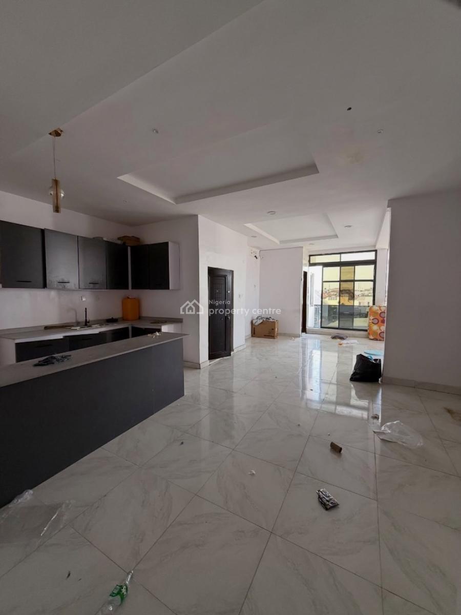 3 Bedroom Apartment with En-suite Rooms, Ologolo, Lekki, Lagos, Flat / Apartment for Rent