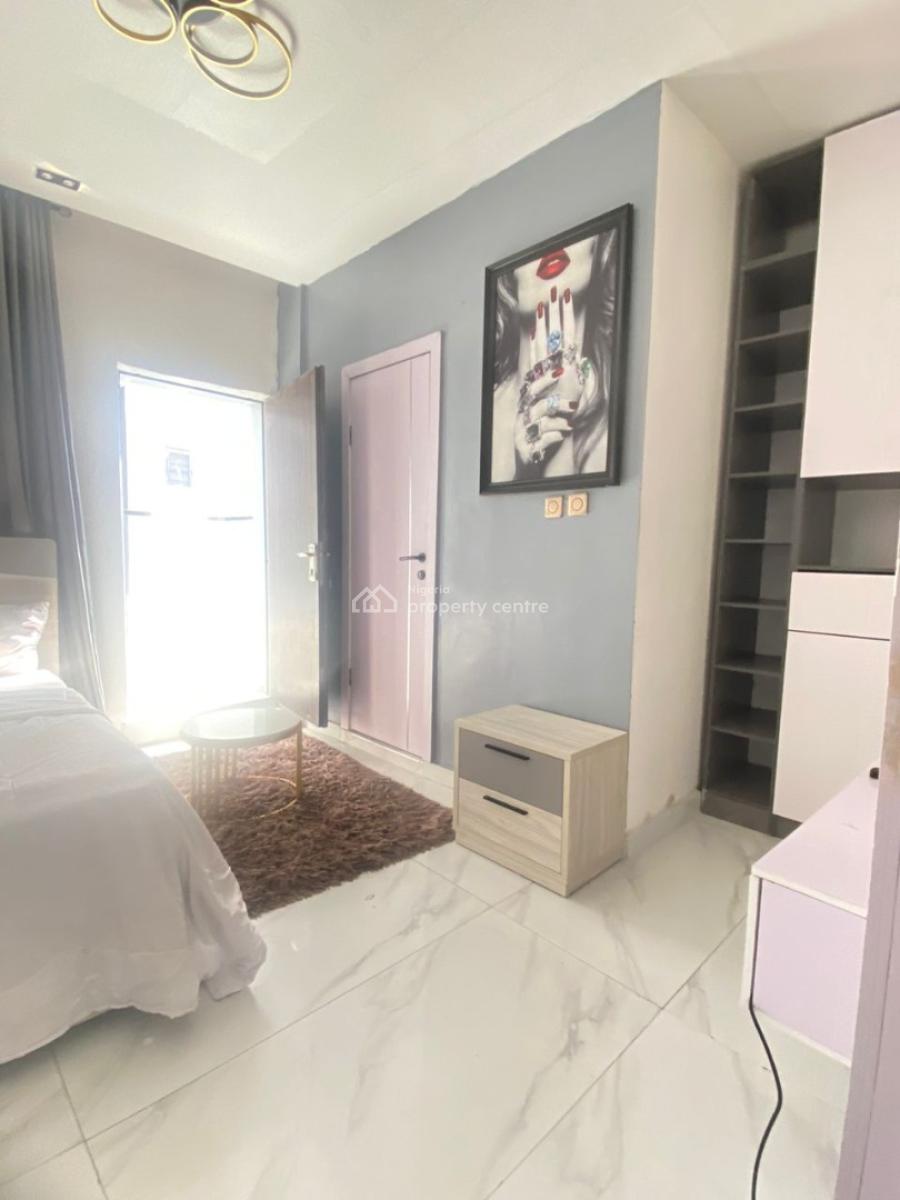 Fully Serviced 2 Bedrooms with Lift, Swimming Pool, 24 Hours Power, Upstairs, Off Freedom Way, Ikate, Lekki, Lagos, Flat / Apartment for Rent