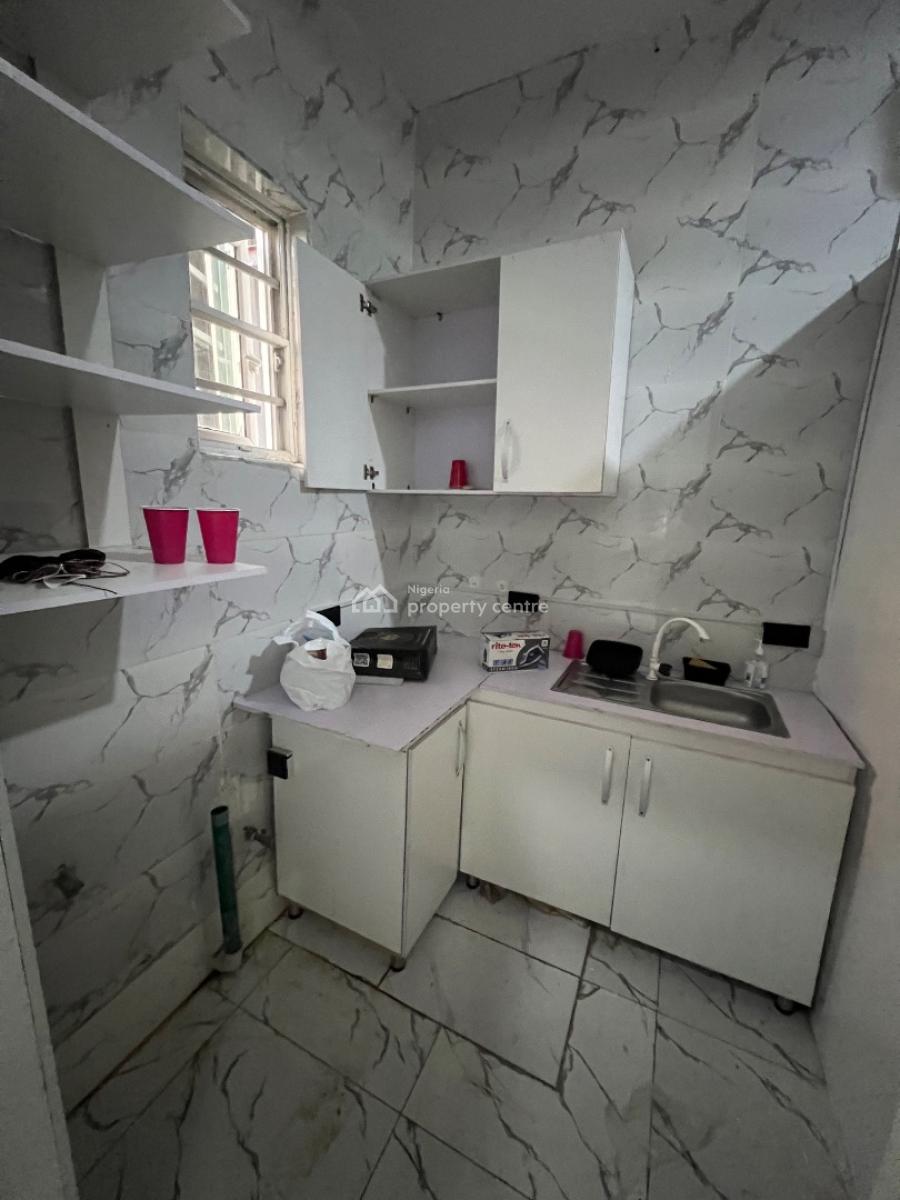Super-clean Studio in Osapa London Estate, Osapa London Estate, Osapa, Lekki, Lagos, Self Contain (single Rooms) for Rent