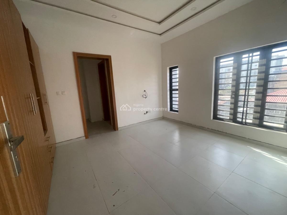 Brand New 3bedtoom Apartment with Elevator, Yaba, Yaba, Lagos, Flat / Apartment for Sale