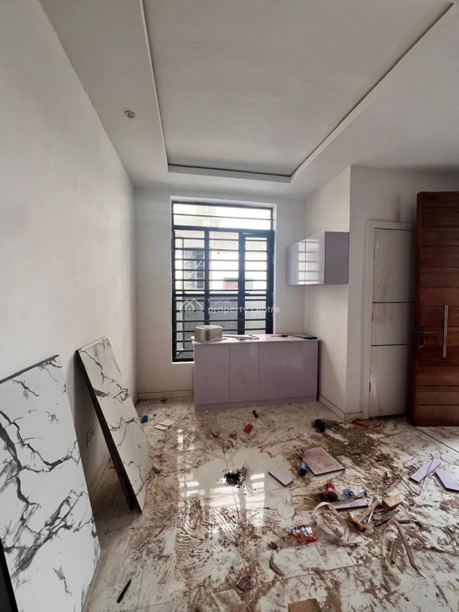 Self Contain Studio, Ikota, Lekki, Lagos, Self Contain (single Rooms) for Rent