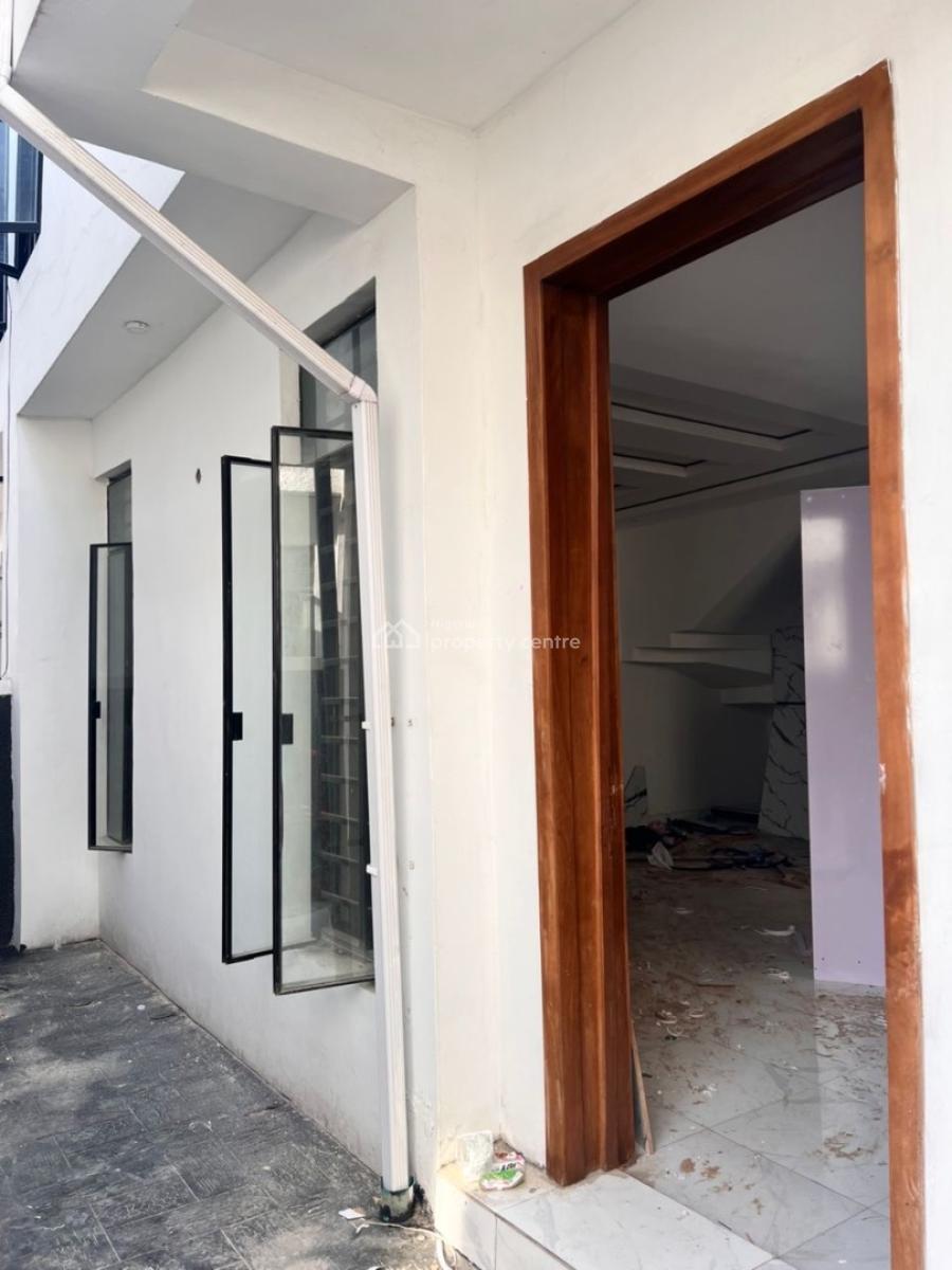 Self Contain Studio, Ikota, Lekki, Lagos, Self Contain (single Rooms) for Rent