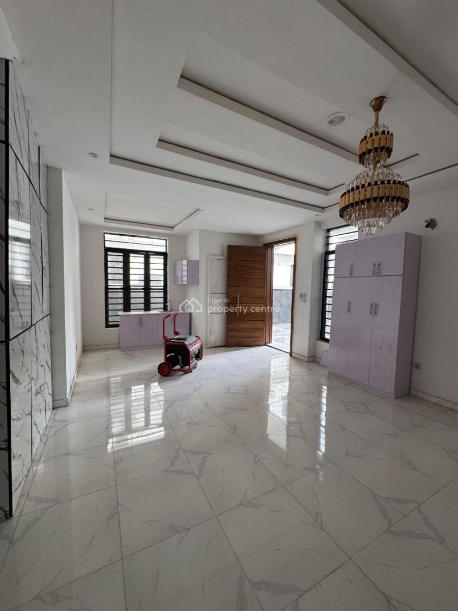 Self Contain Studio, Ikota, Lekki, Lagos, Self Contain (single Rooms) for Rent