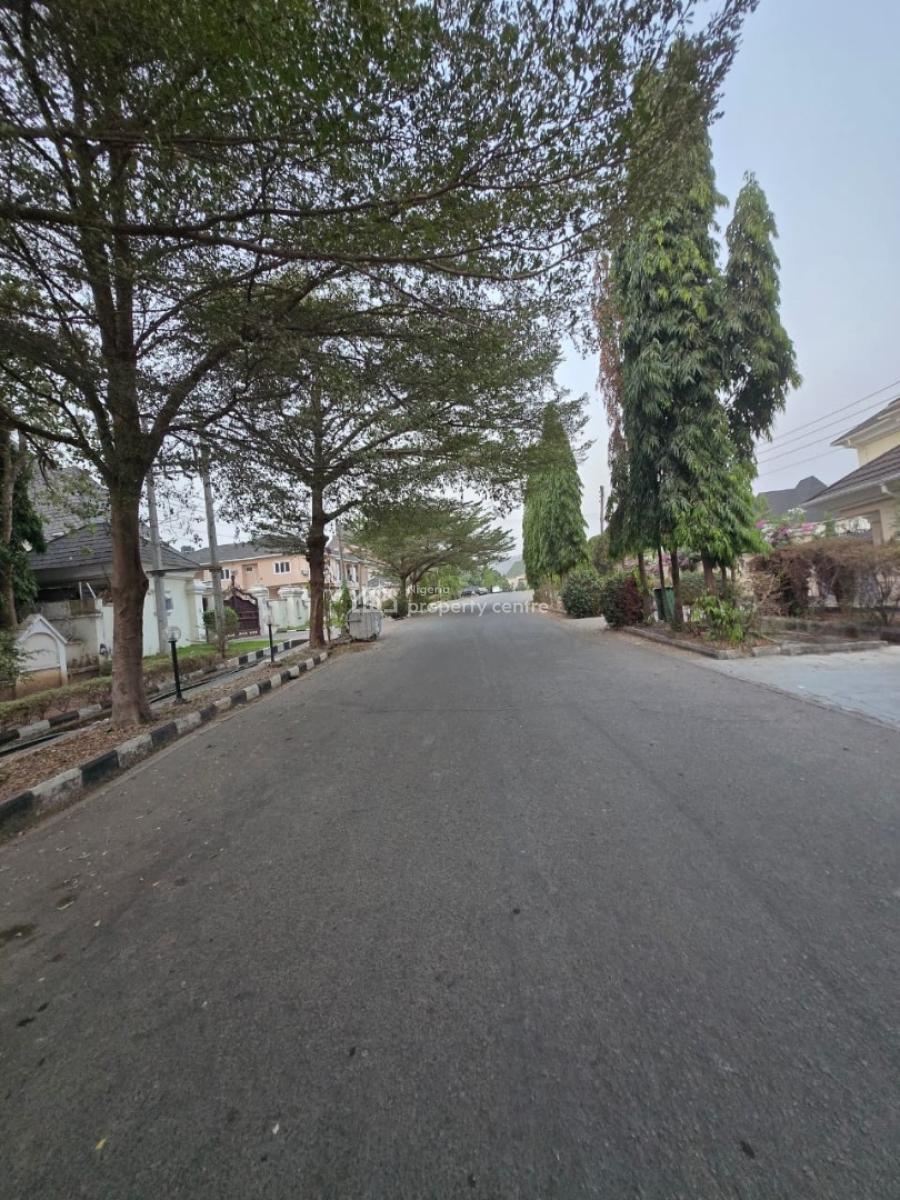 13rooms Converted Guest House in Citec Villas 4th Avenue, 4th Avenue Citec Villas, Gwarinpa, Abuja, Detached Duplex for Sale