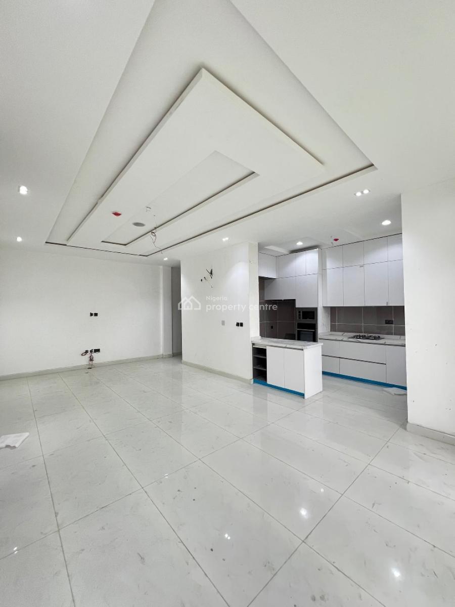 Spacious 2 Bedroom Apartment with  Bq, Swimming Pool, Gym and Elevator, Lekki Phase 1, Lekki, Lagos, Flat / Apartment for Sale