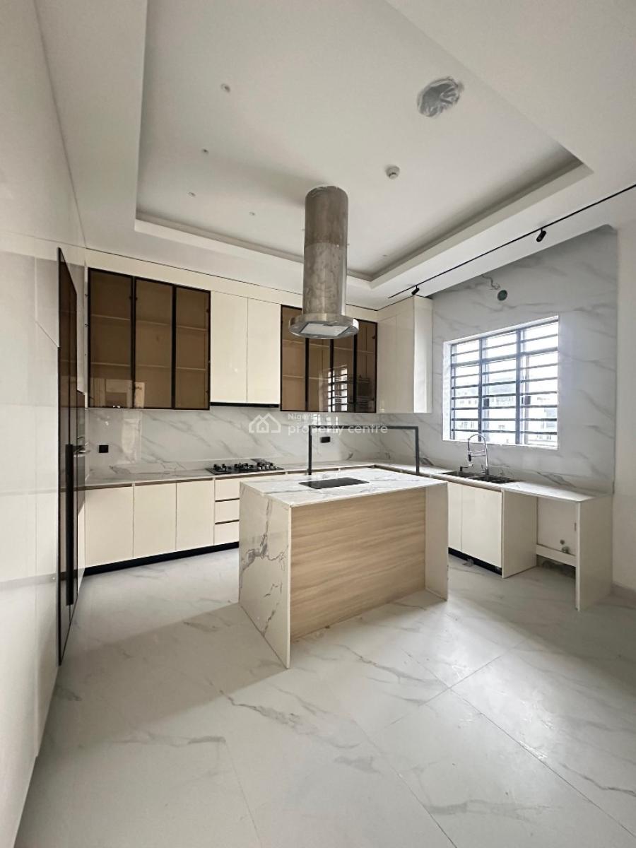 Elegant 4 Bedroom Penthouse with 10kv Lithium Inverter, Bq, Smart Home, Lekki Phase 1, Lekki, Lagos, Block of Flats for Sale