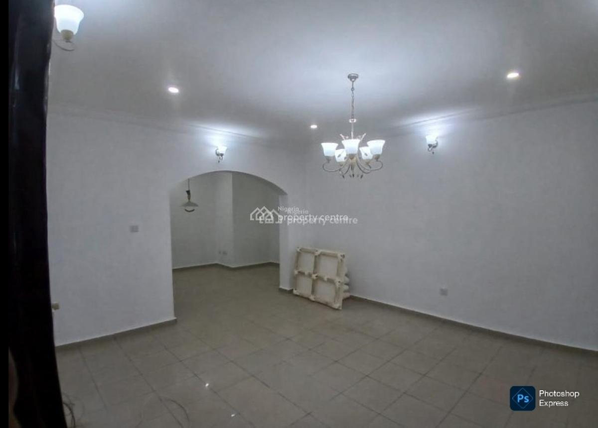 3 Bedroom Cool Revamped Serviced Flat, Off Mike Akhigbe Street, Jabi, Abuja, Jabi, Abuja, Flat / Apartment for Rent