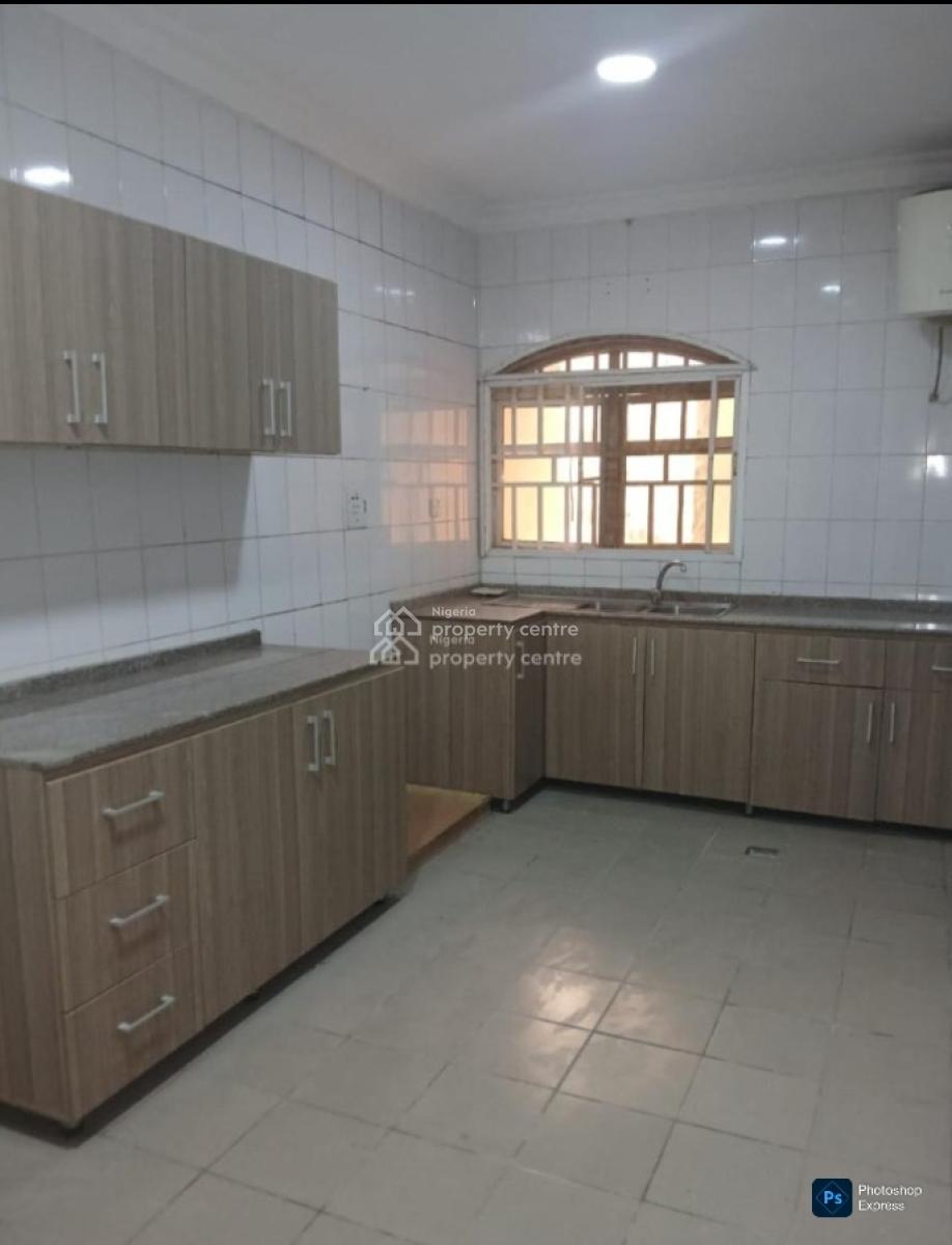 3 Bedroom Cool Revamped Serviced Flat, Off Mike Akhigbe Street, Jabi, Abuja, Jabi, Abuja, Flat / Apartment for Rent