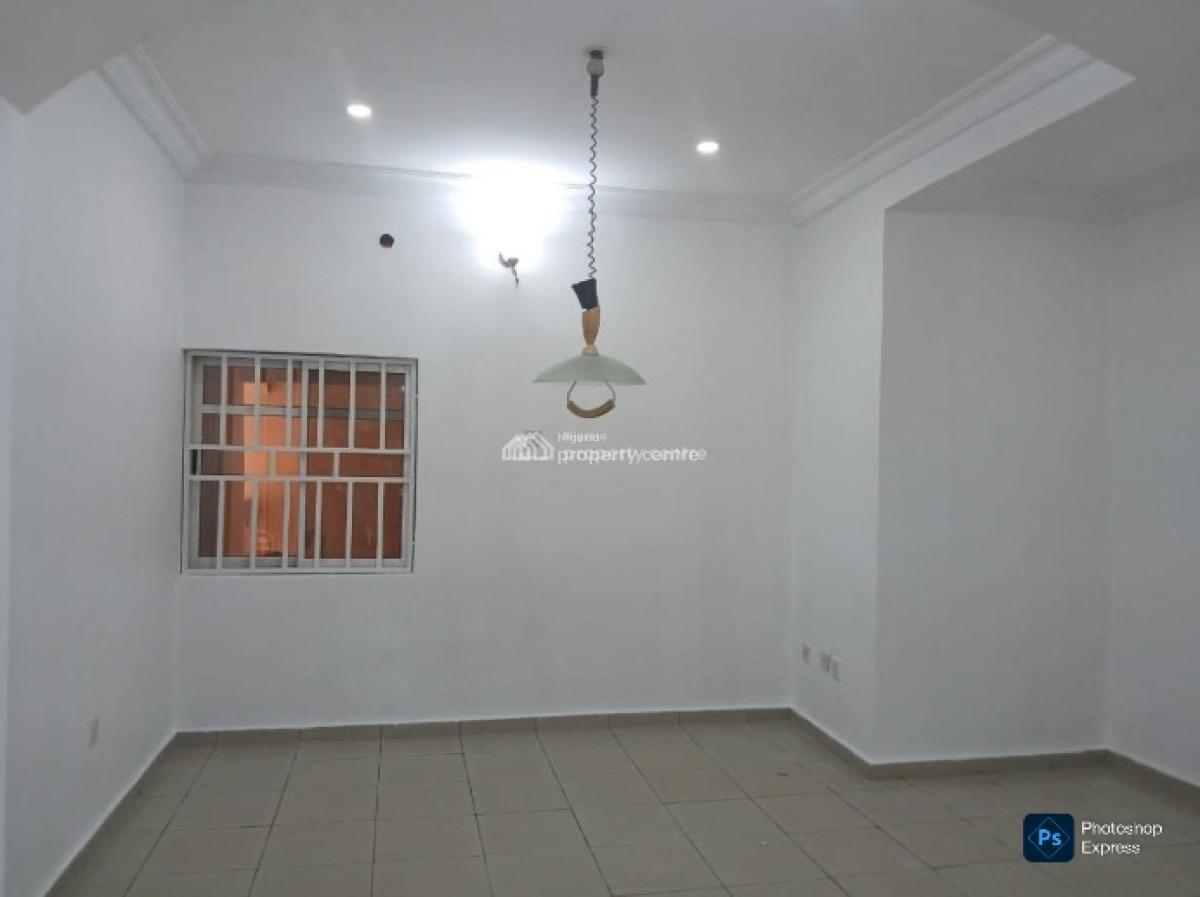 3 Bedroom Cool Revamped Serviced Flat, Off Mike Akhigbe Street, Jabi, Abuja, Jabi, Abuja, Flat / Apartment for Rent