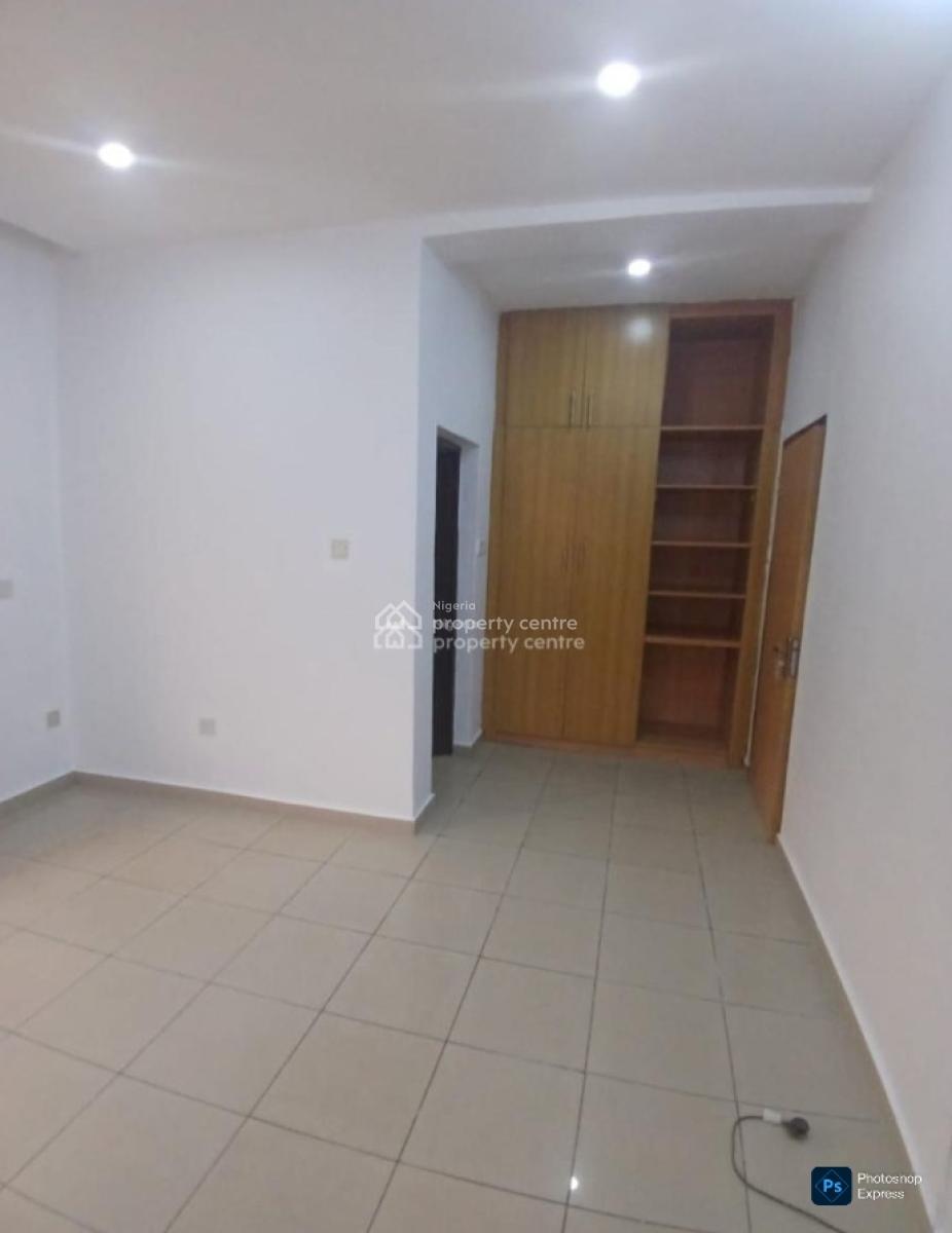 3 Bedroom Cool Revamped Serviced Flat, Off Mike Akhigbe Street, Jabi, Abuja, Jabi, Abuja, Flat / Apartment for Rent