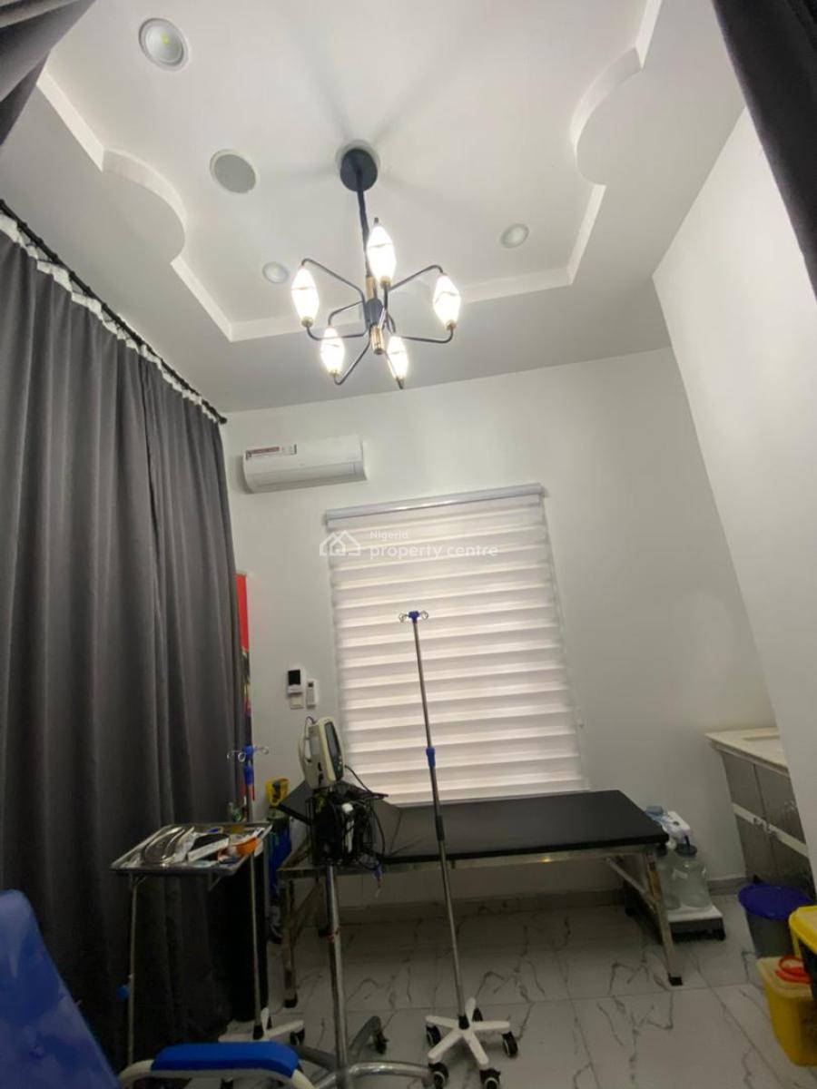 5bedroom Fully Detach, Chevron, Lekki, Lagos, Flat / Apartment for Sale