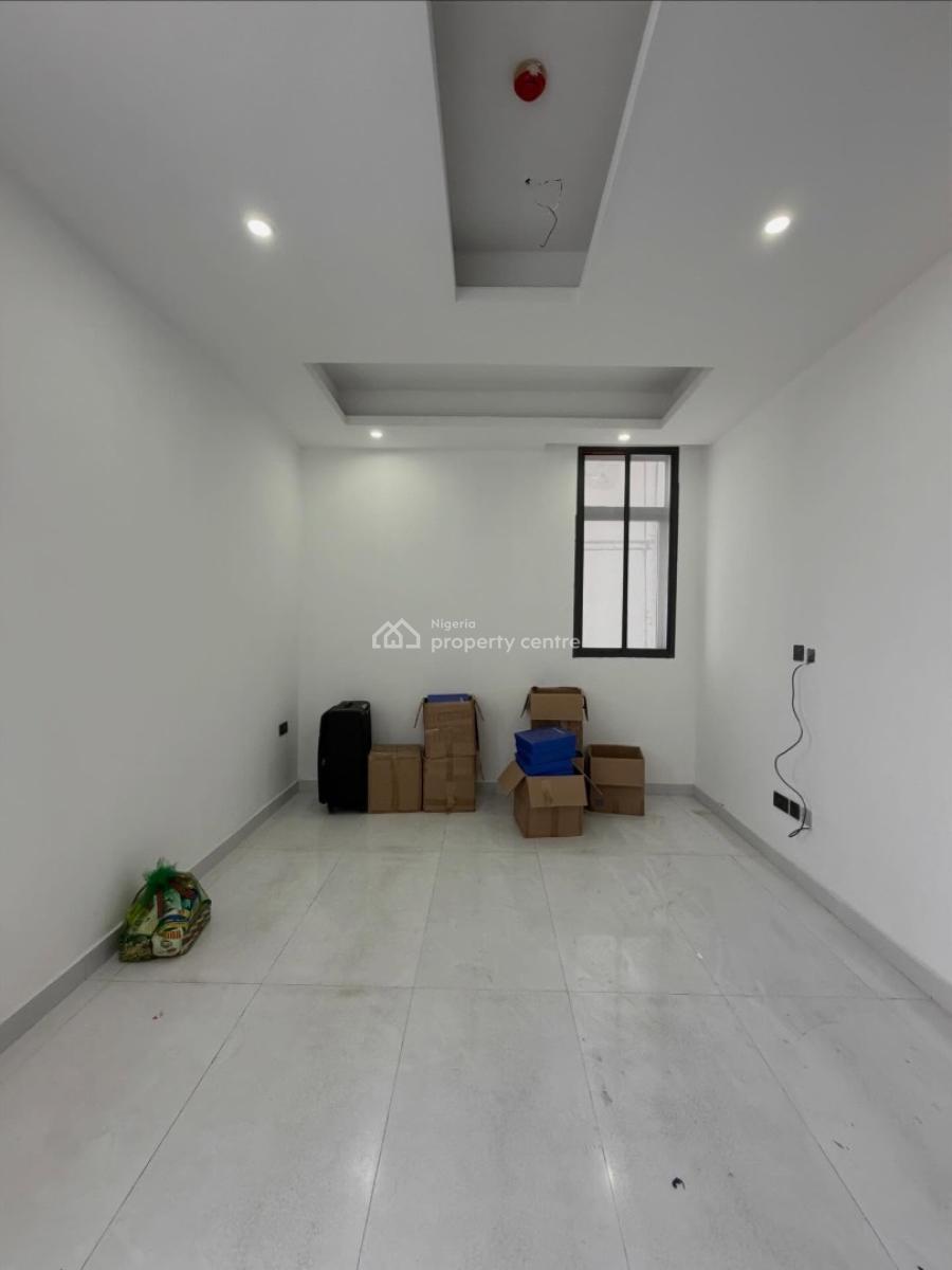 Service 2 Bedroom Apartment with Gym, Lekki Phase 1, Lekki Phase 1, Lekki, Lagos, Block of Flats for Sale